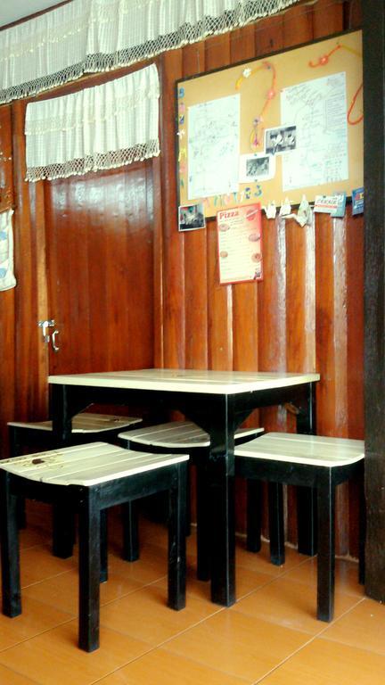 Baan Mai Guesthouse Mae Hong Son Eksteriør billede