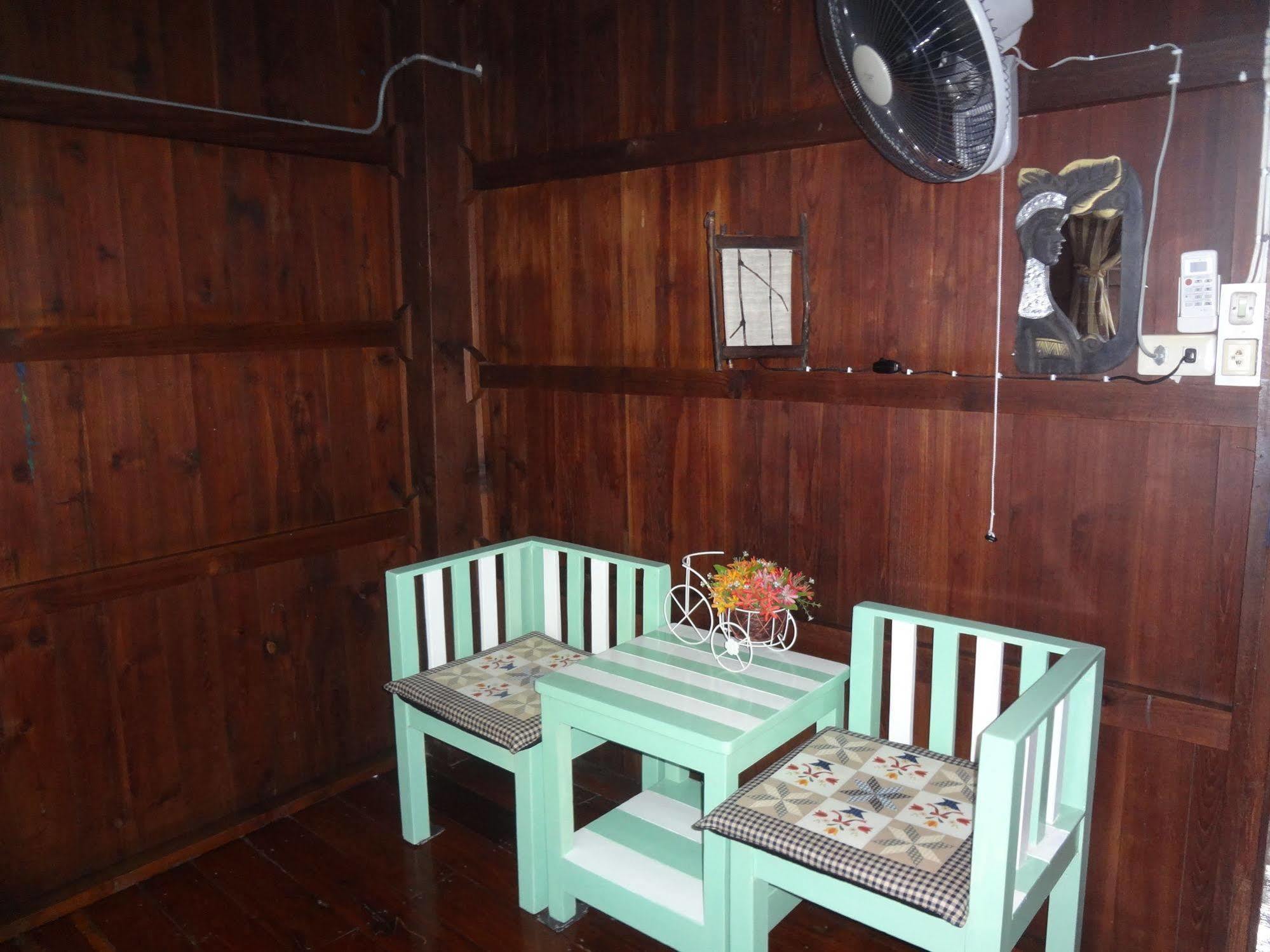 Baan Mai Guesthouse Mae Hong Son Eksteriør billede