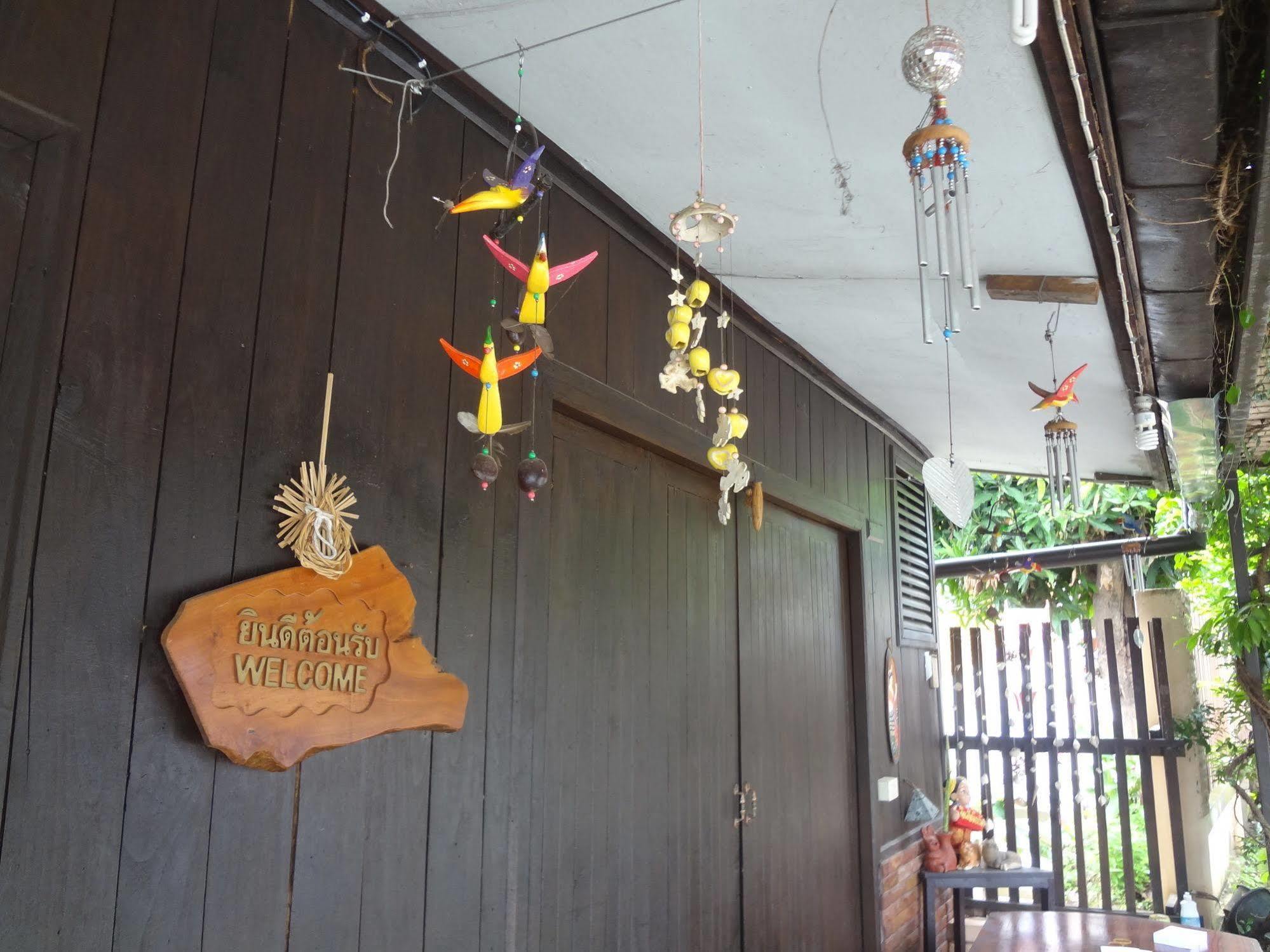 Baan Mai Guesthouse Mae Hong Son Eksteriør billede