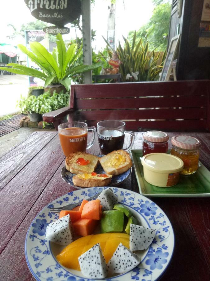 Baan Mai Guesthouse Mae Hong Son Eksteriør billede