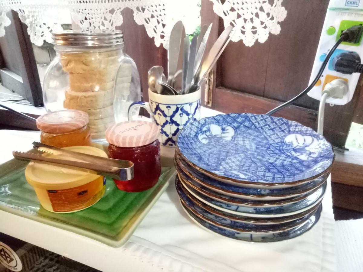 Baan Mai Guesthouse Mae Hong Son Eksteriør billede